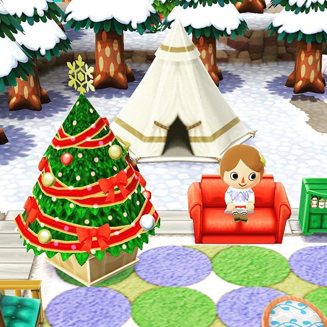 リアル我が家がツリーを出せない状態なんで、ここにツリーを設置