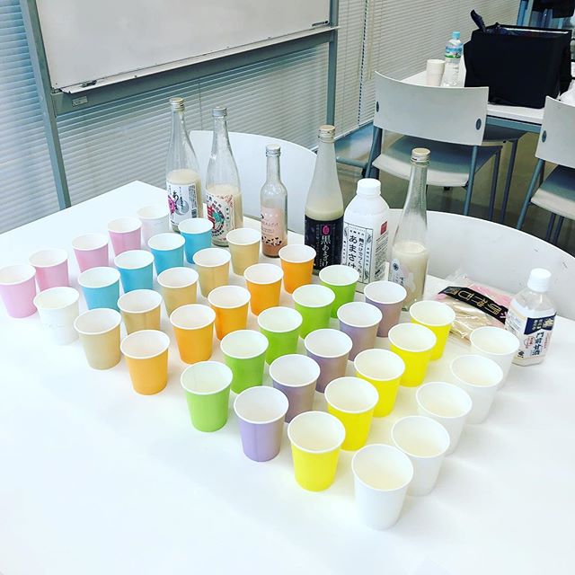 今日は甘酒を飲み比べます